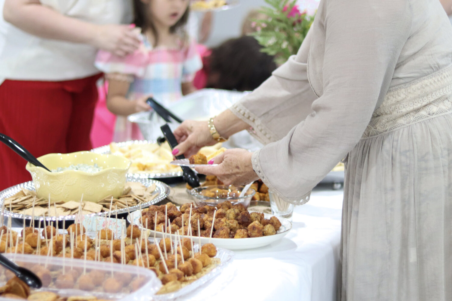 serve-mealtrain-redemption-church