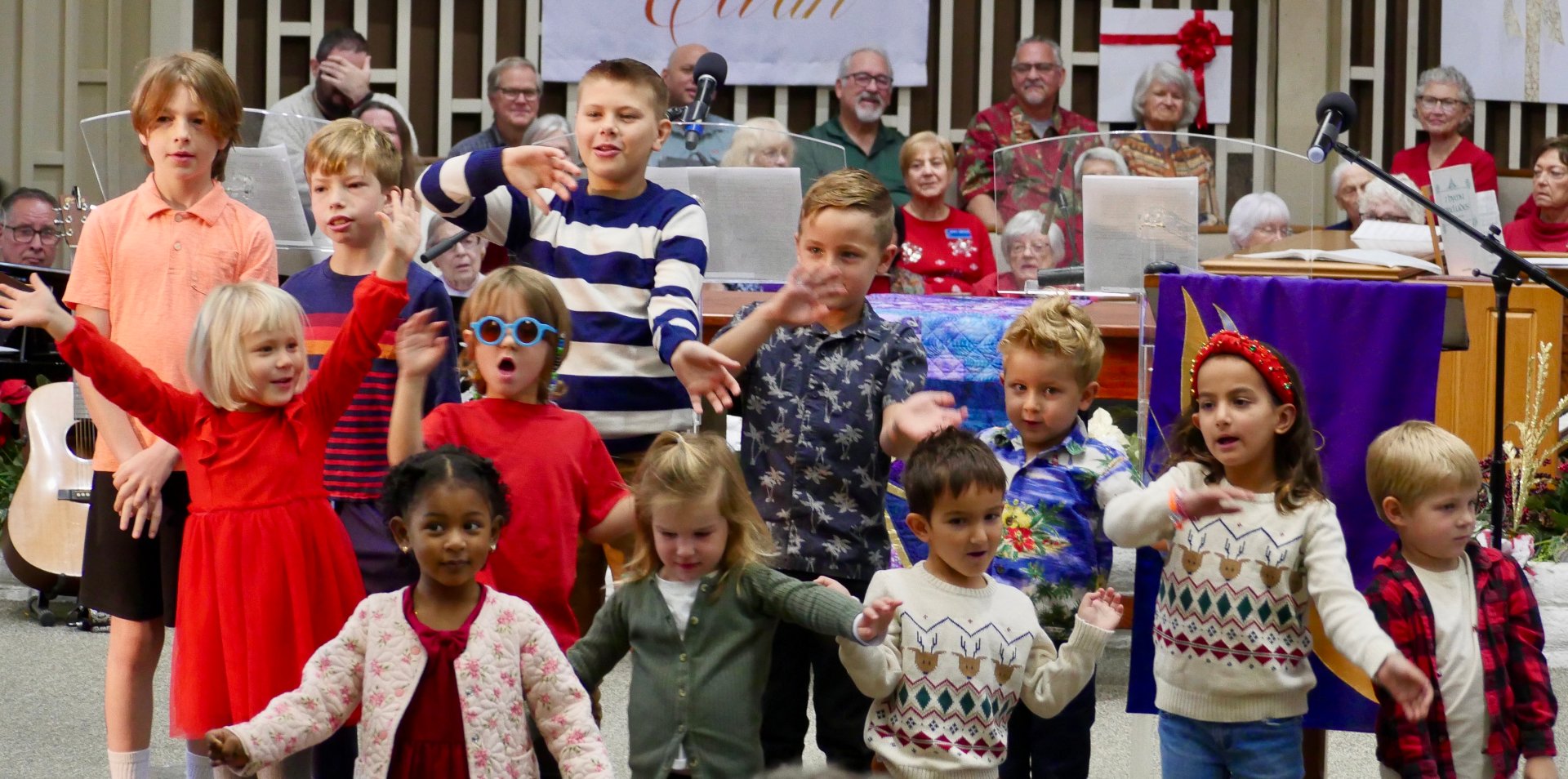 Children leading worship at Oceanside First Presbyterian Church